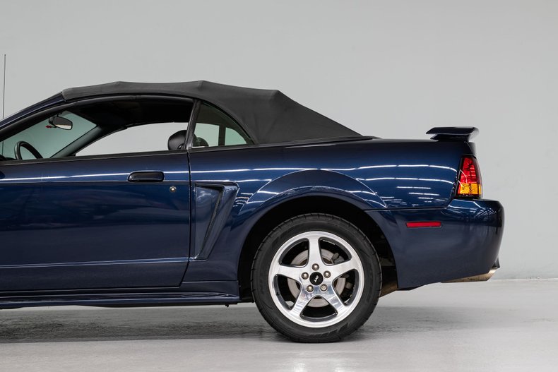 2001 Ford Mustang 48