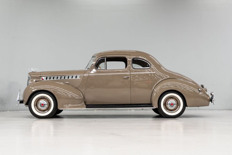 1940 Packard 110 Club Coupe 2