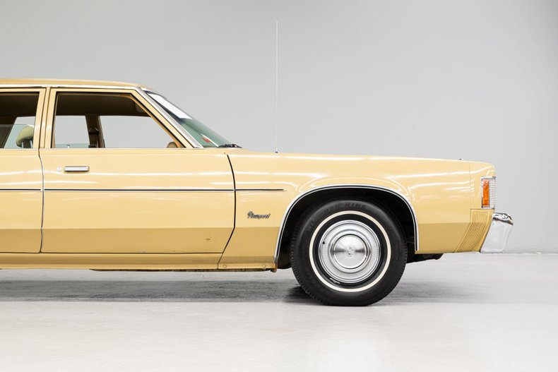 1977 Chrysler Newport 53