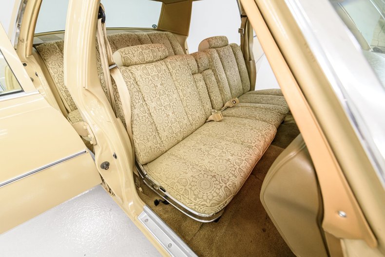 1977 Chrysler Newport 62