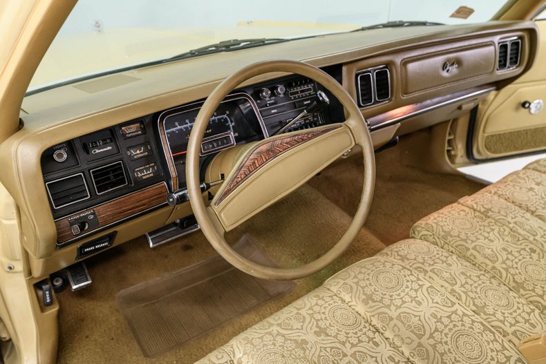 1977 Chrysler Newport 13
