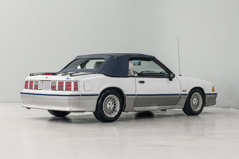 1988 Ford Mustang GT 6