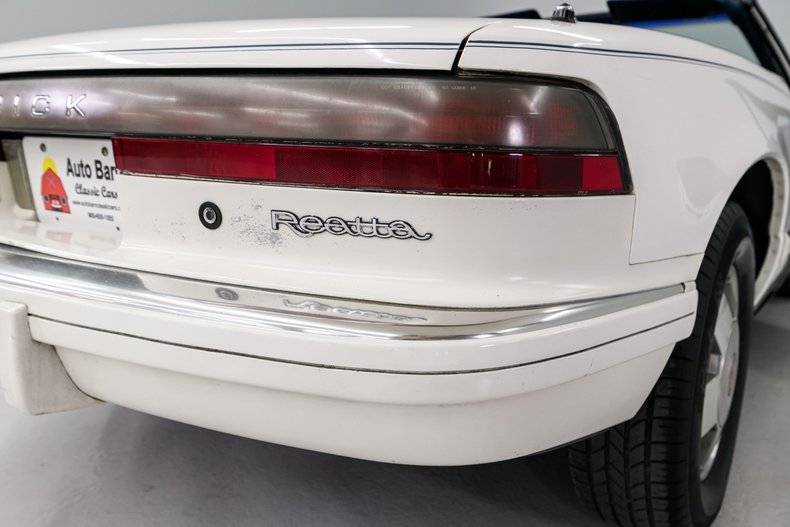 1990 Buick Reatta 62