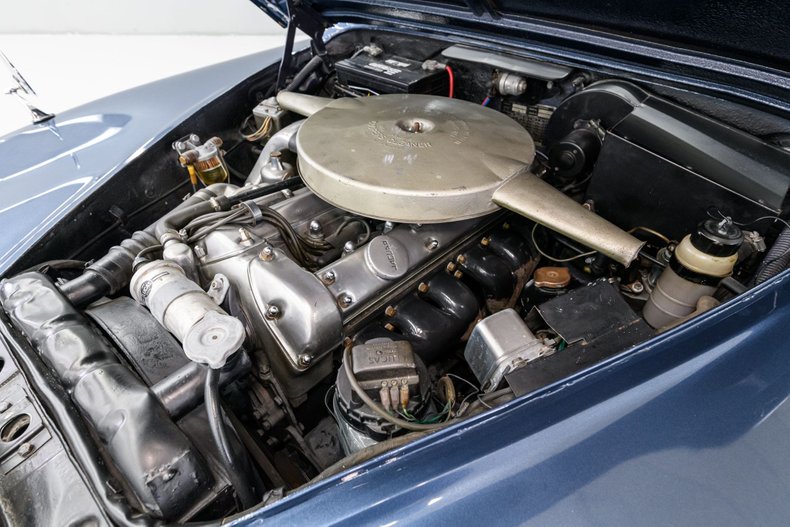 1962 Jaguar MK2 37