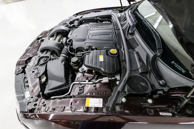 2015 Jaguar XF 5.0 42