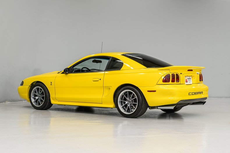 1997 Ford Mustang 3