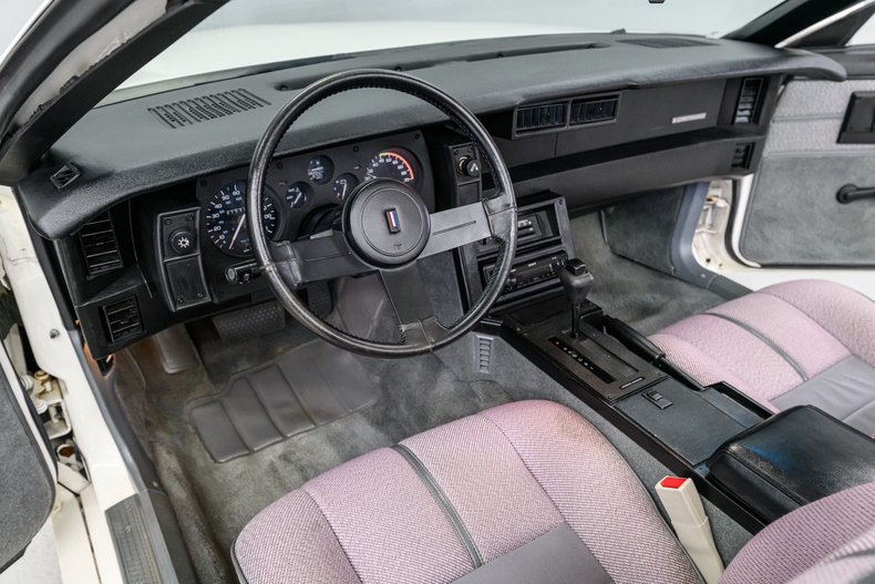 1989 Chevrolet Camaro 18