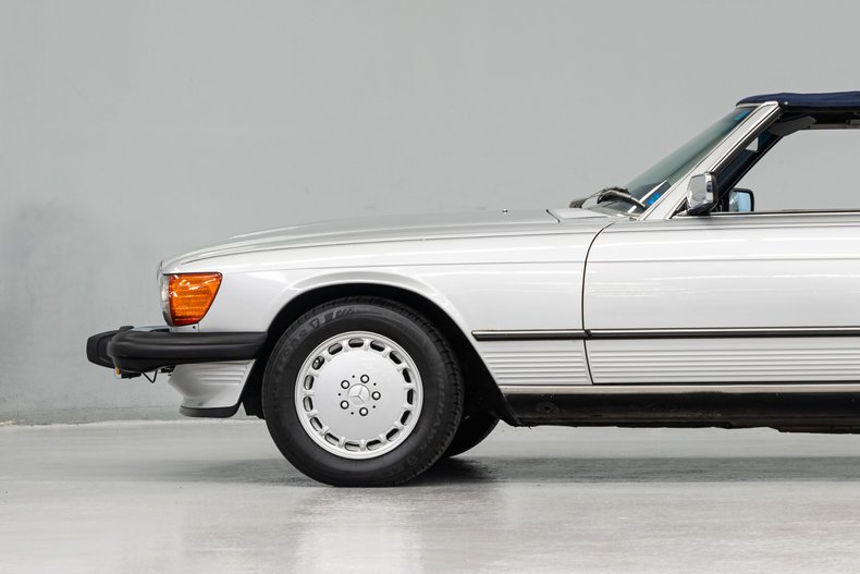 1987 Mercedes-Benz 560SL 50