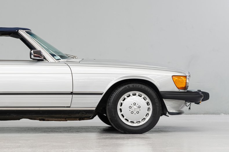 1987 Mercedes-Benz 560SL 60