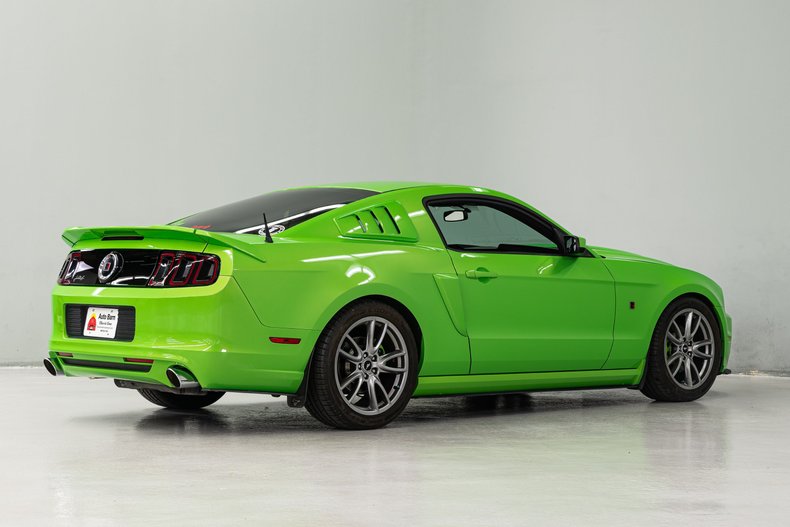 2013 Ford Mustang 7
