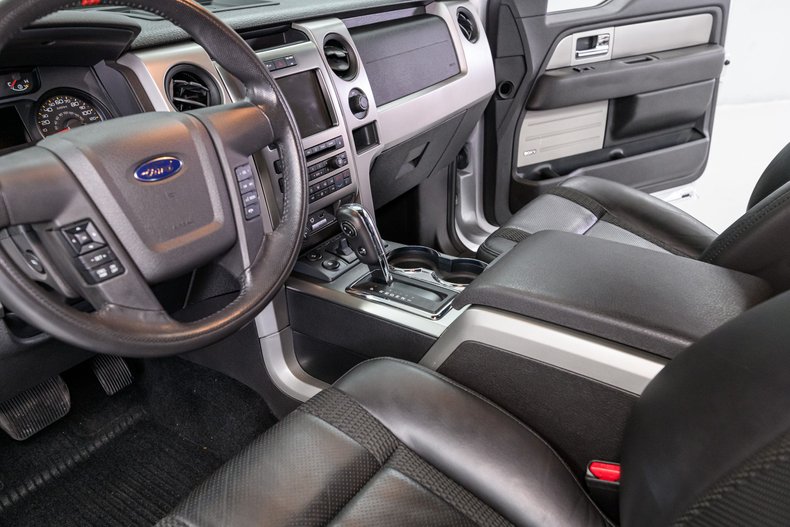 2012 Ford F150 13
