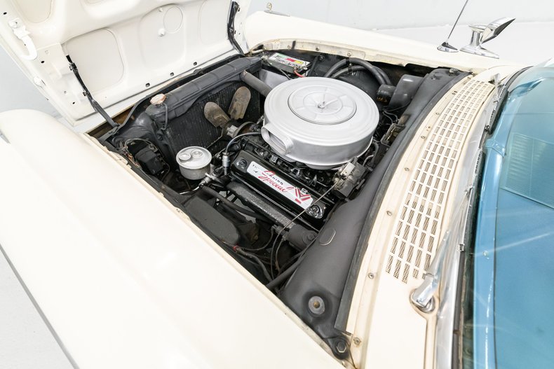 1957 Ford Fairlane 500 38