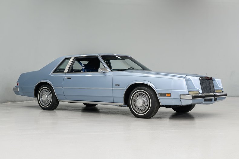 1983 Chrysler Imperial 8