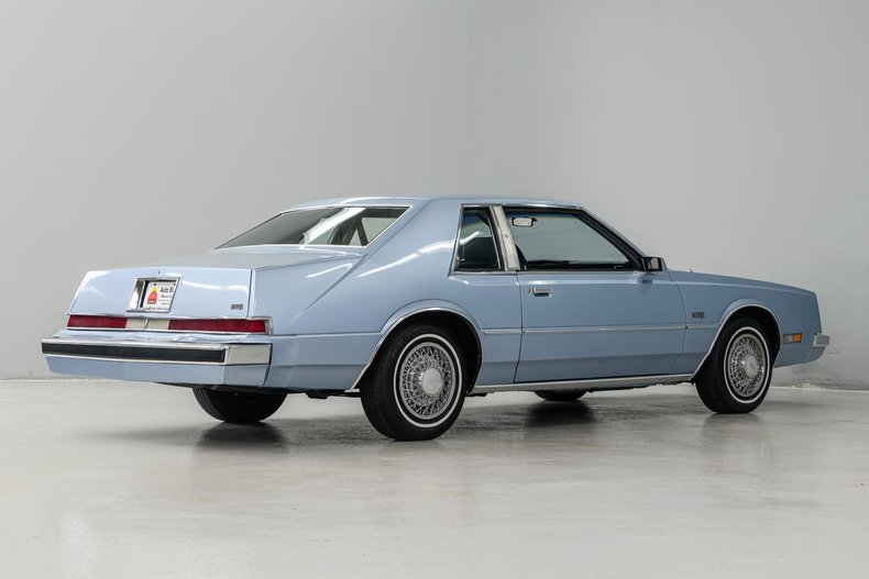 1983 Chrysler Imperial 6