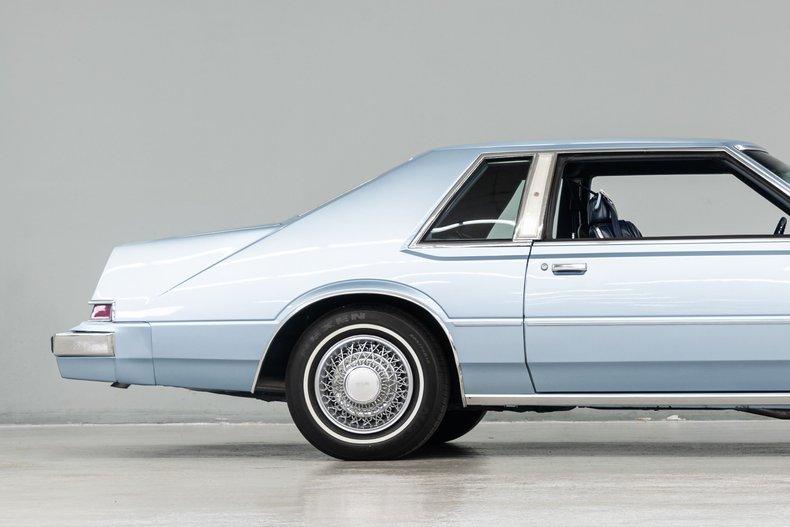 1983 Chrysler Imperial 48