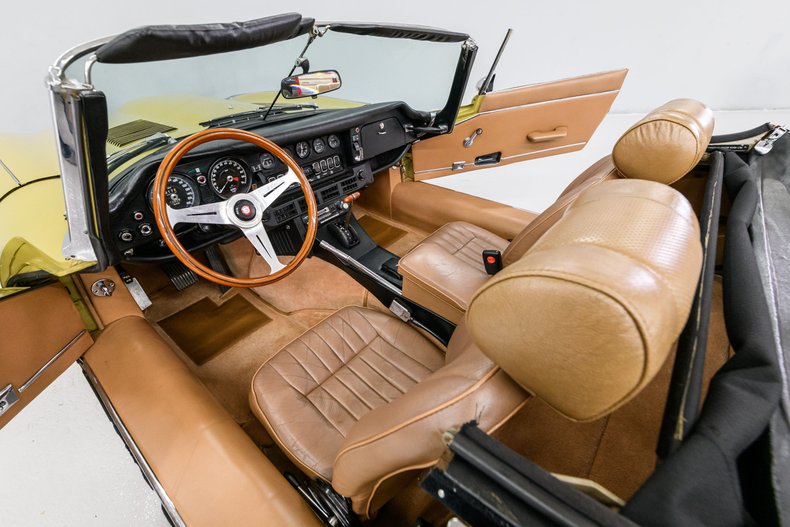 1974 Jaguar E-Type 11