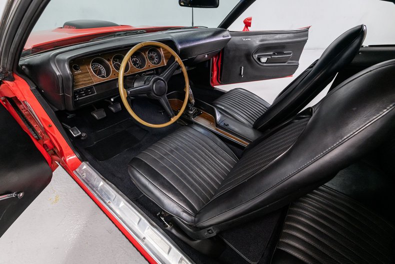 1970 Plymouth Cuda 39