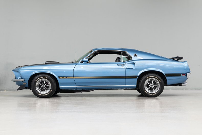 1969 Ford Mustang Mach I 2