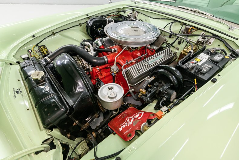 1957 Ford Thunderbird 41