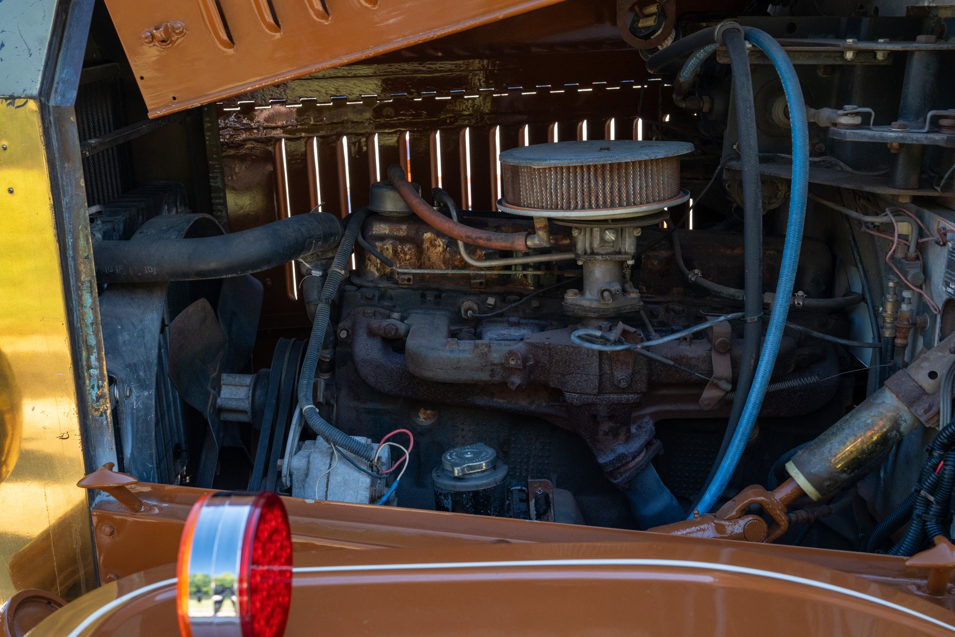 1987 GMC Suburban - Photo 29