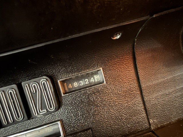 1966 Ford Thunderbird 42