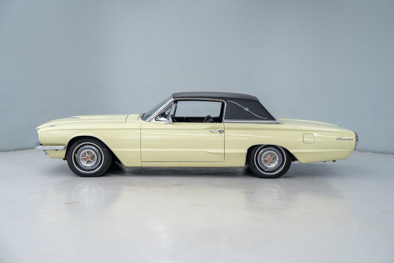 1966 Ford Thunderbird 2