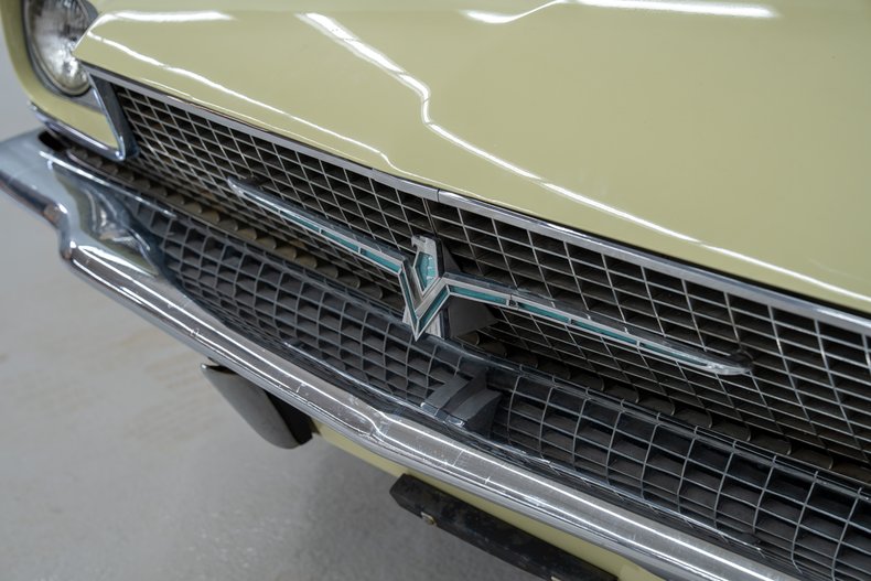 1966 Ford Thunderbird 65