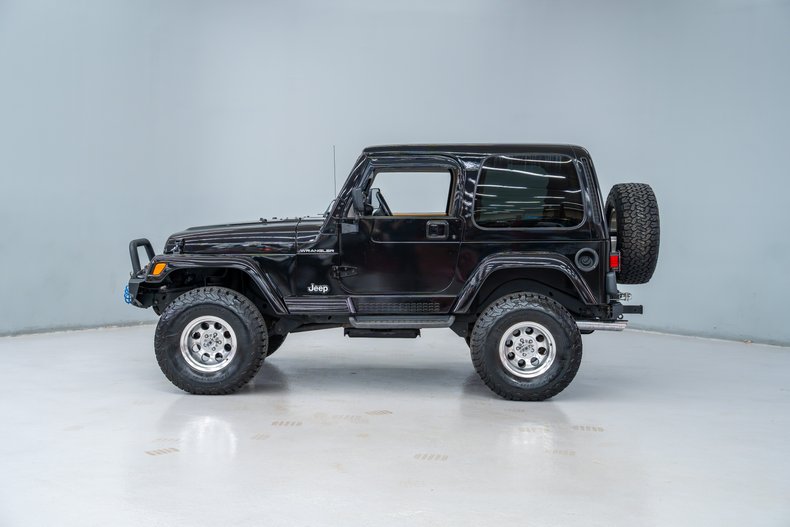 1998 Jeep Wrangler 2