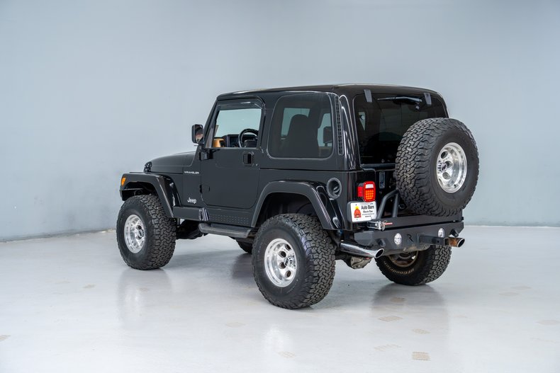 1998 Jeep Wrangler 3