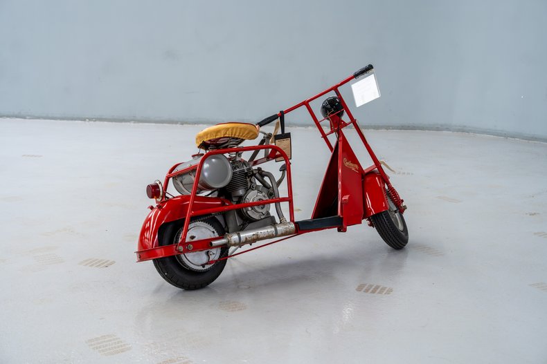 1953 Cushman Highlander 29