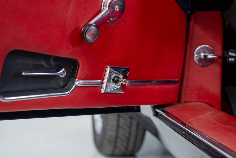 1973 Jaguar E-Type 12