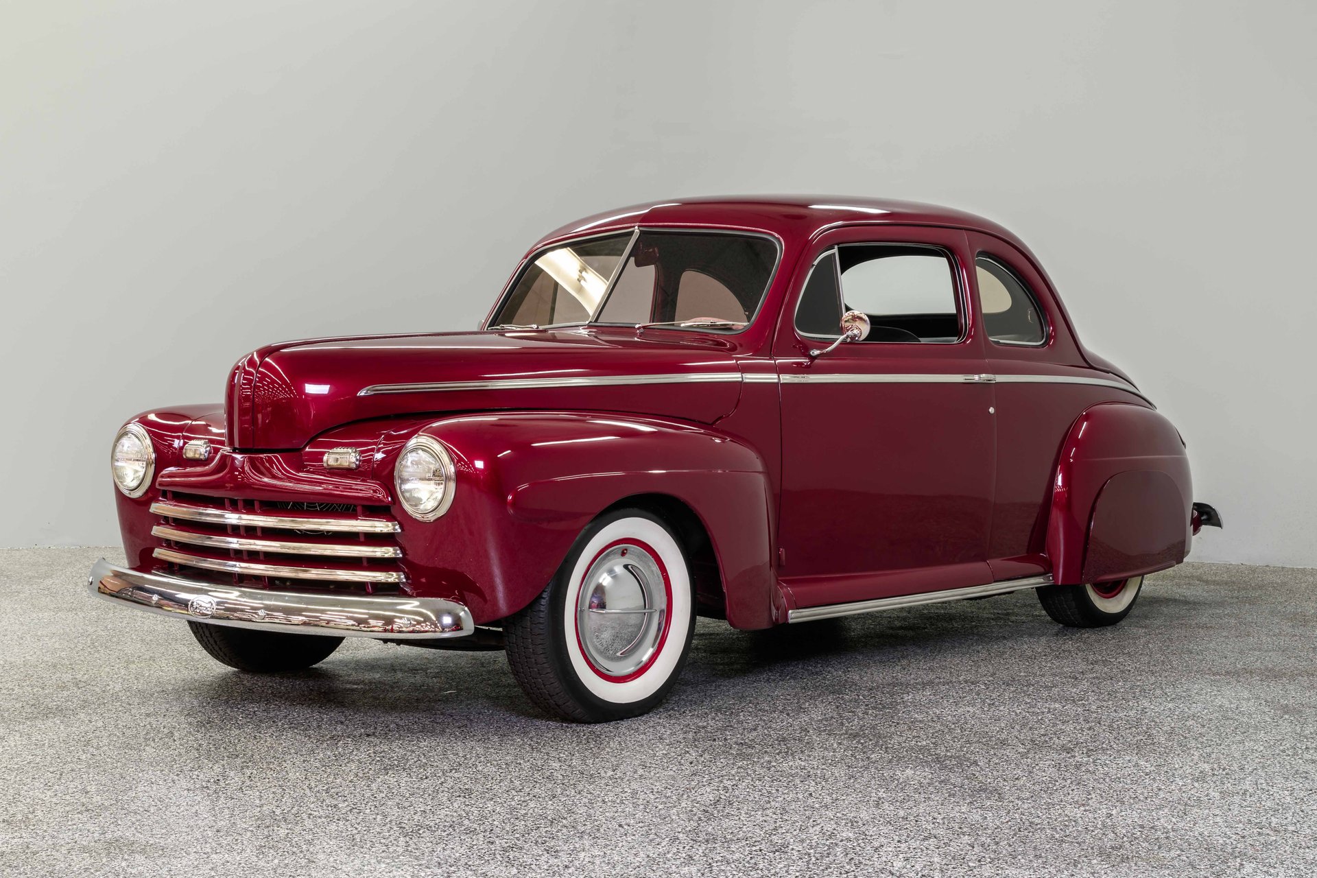 1946 ford deluxe coupe street rod