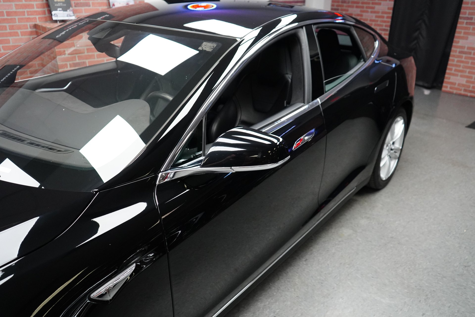 2015 Tesla Model S | classiccaraddict.com