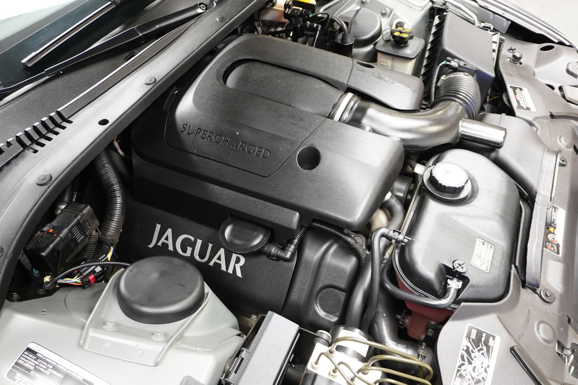 2003 jaguar s type 4dr sdn v8 r supercharged