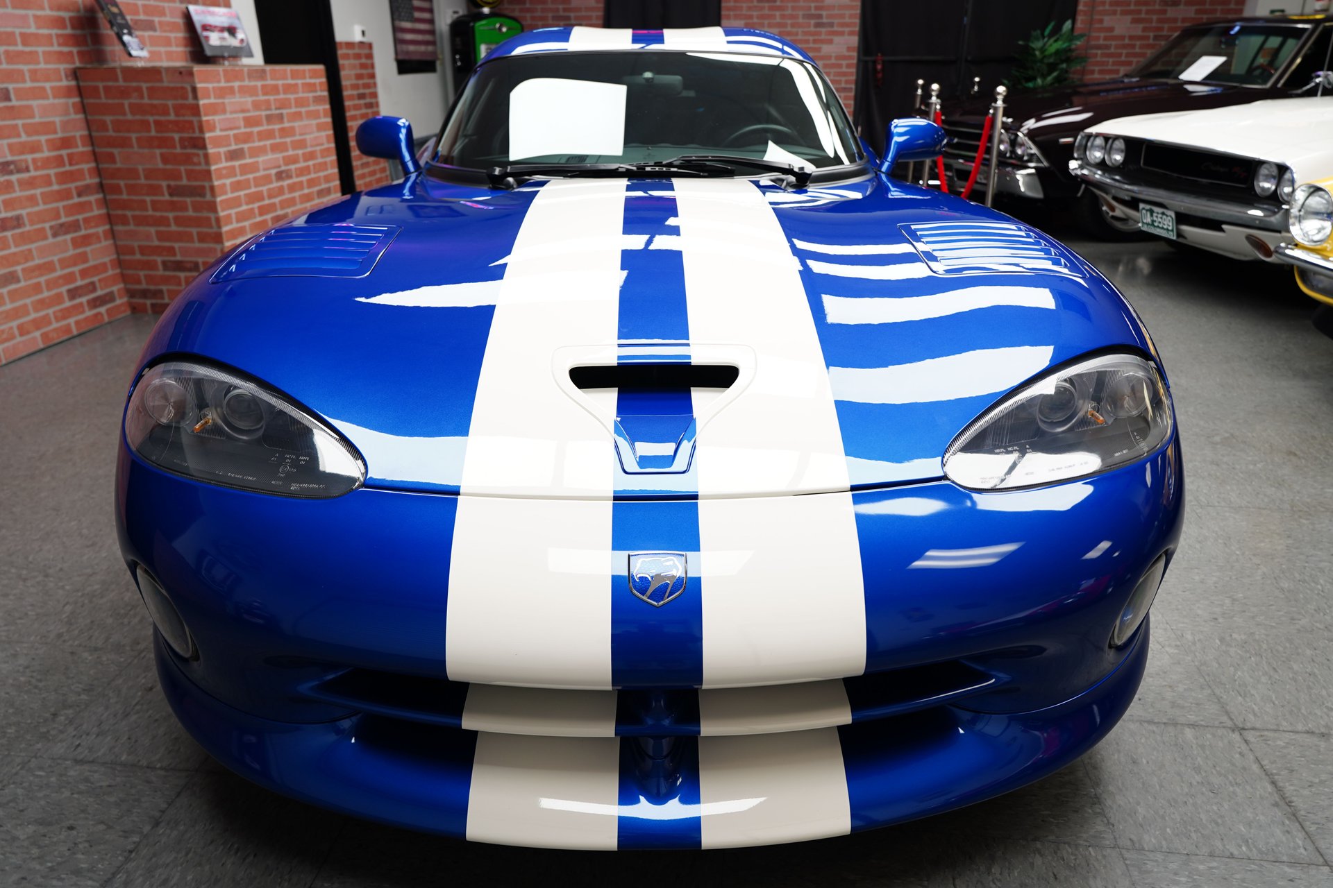 1997 dodge viper gts