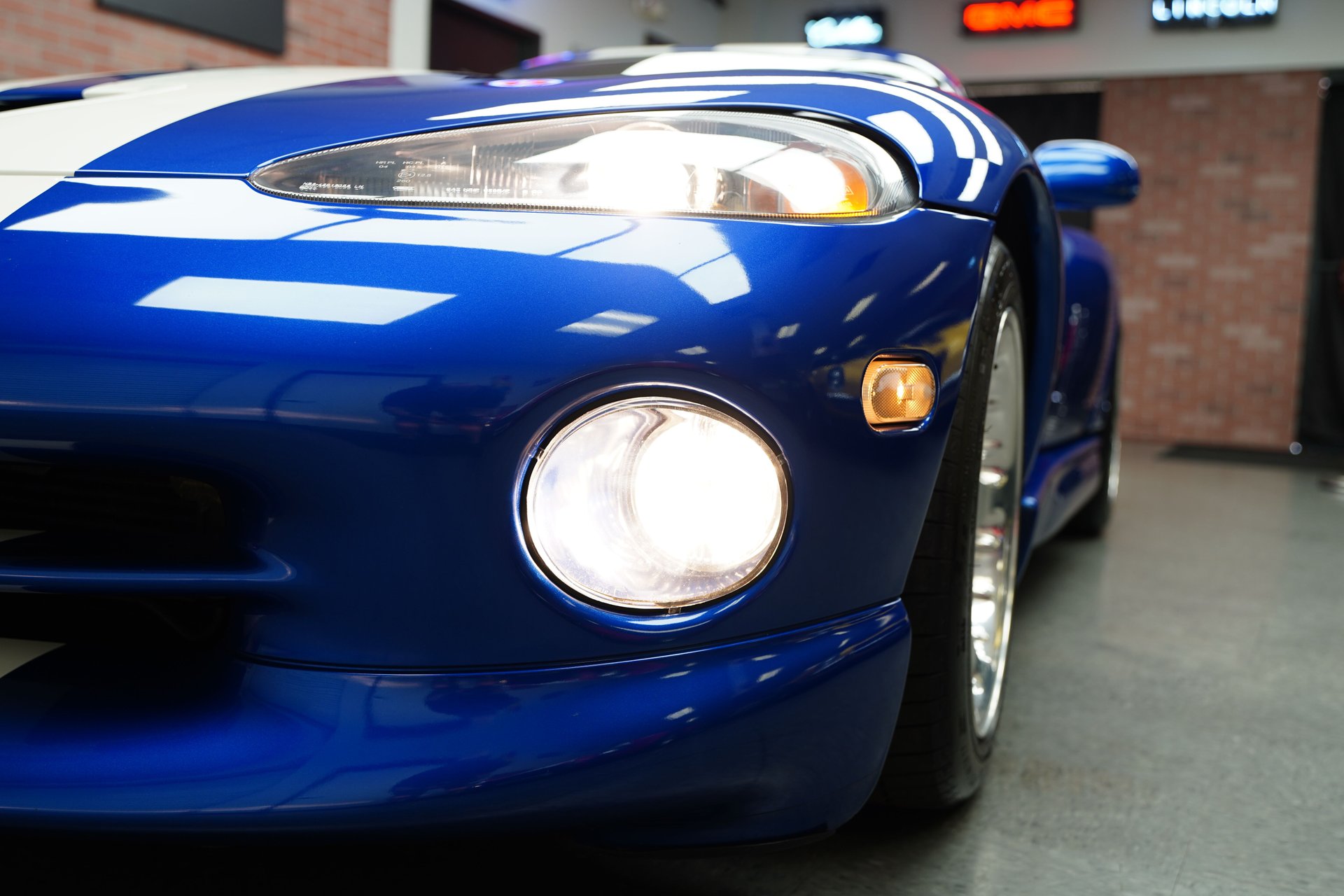 1997 dodge viper gts