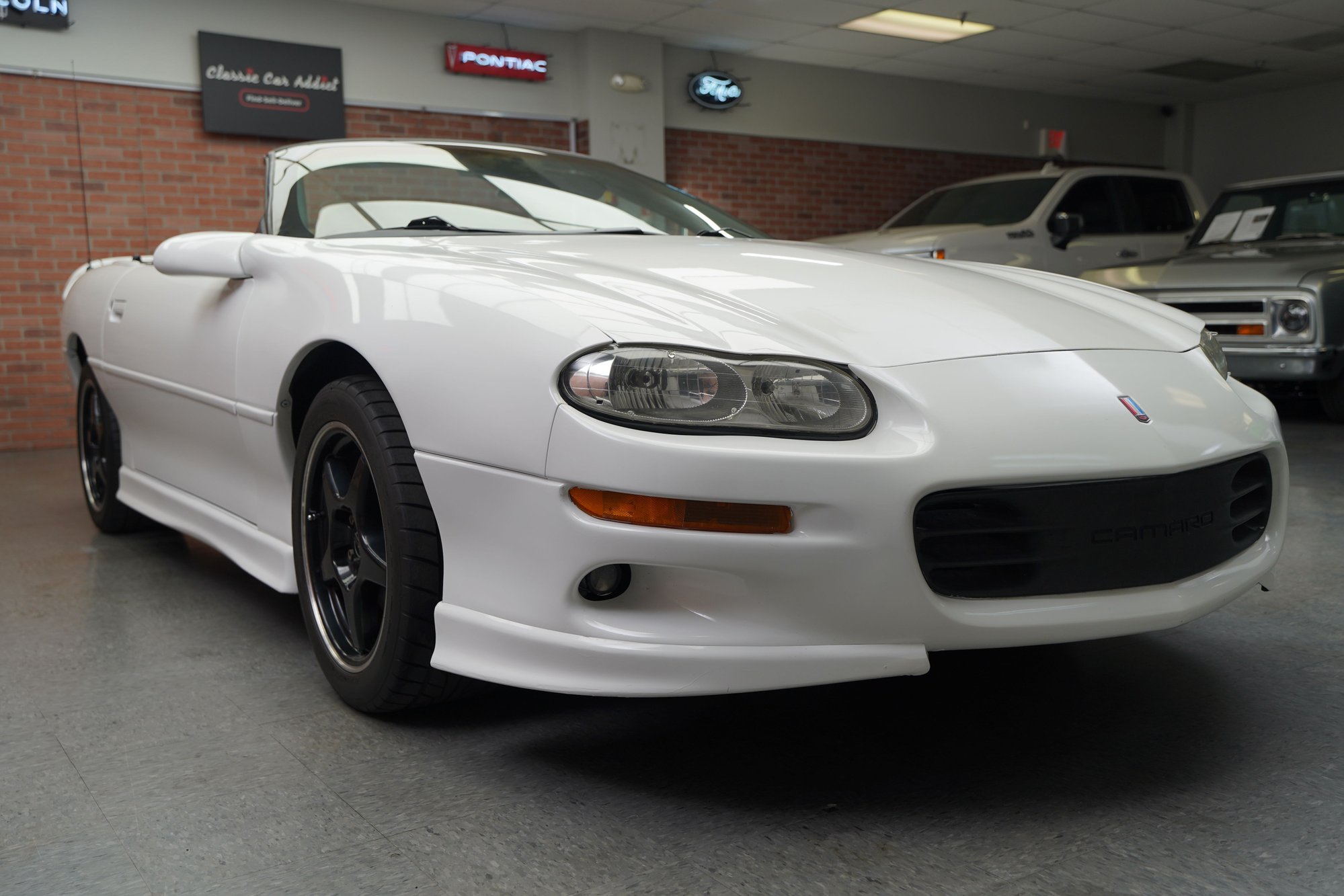 1999 Chevrolet Camaro Z28 - Photo 10