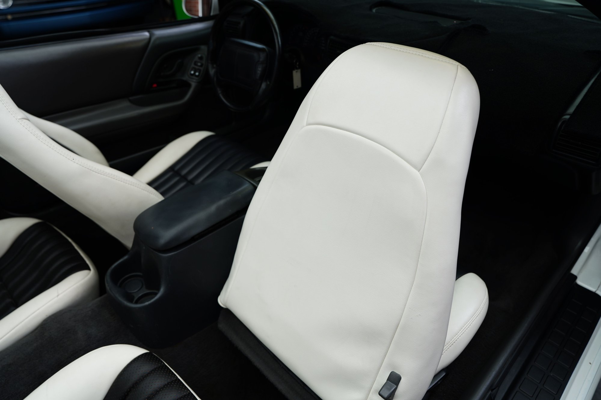 1999 Chevrolet Camaro Z28 - Photo 96