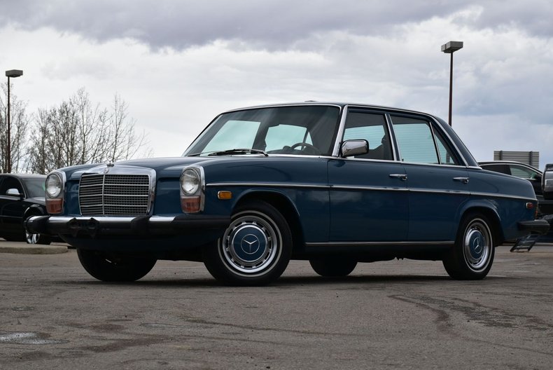 1976 Mercedes-Benz 240D