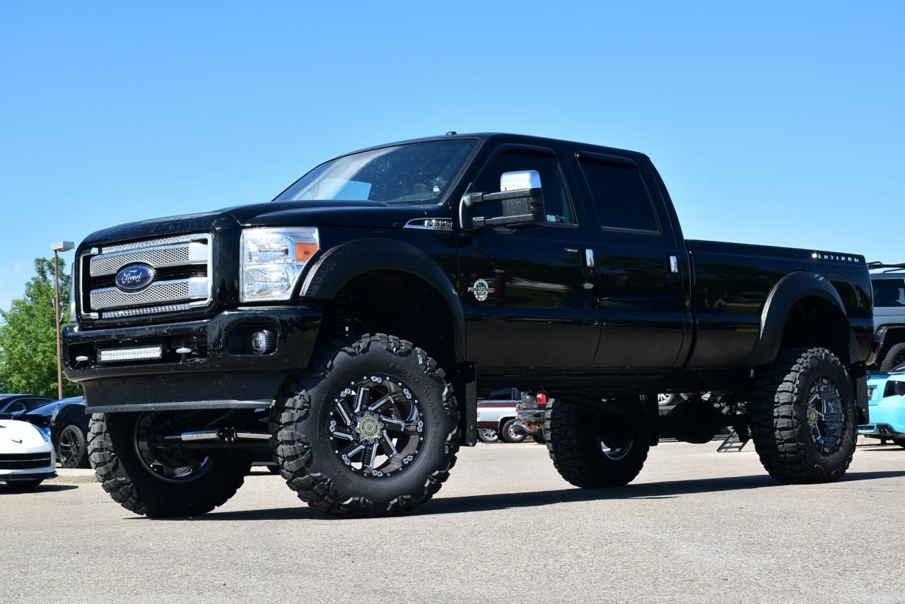 2016 ford f 350 platinum lifted loaded super low km