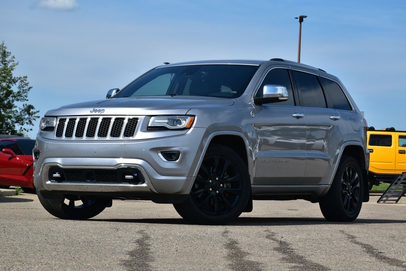 2015 Jeep Grand Cherokee | Adrenalin Motors