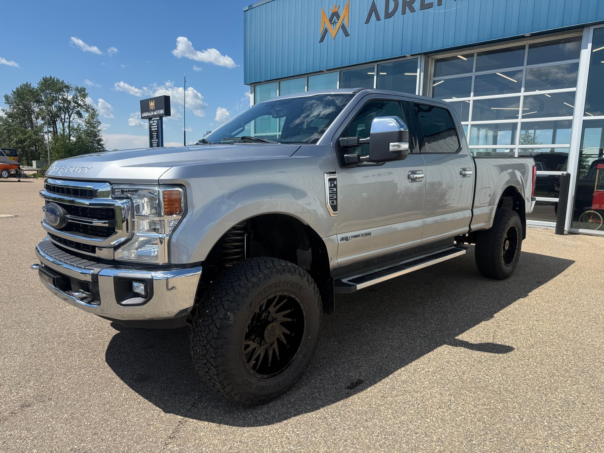 2022 ford f 250 lariat