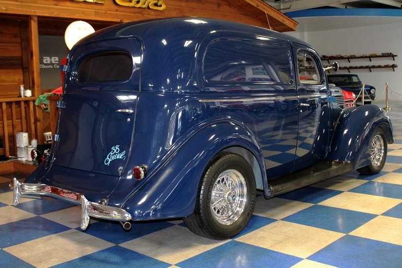 1938 Ford Sedan Delivery 10