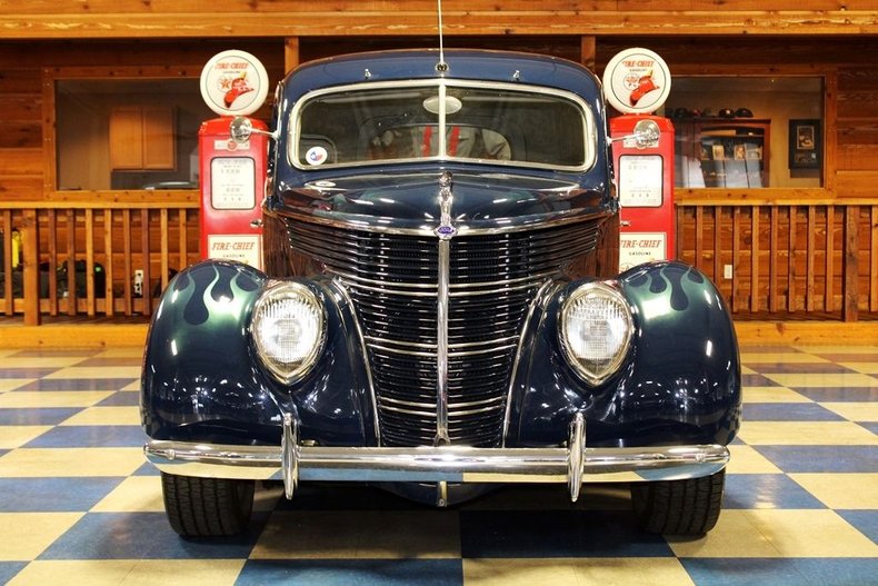 1938 Ford Sedan Delivery 11