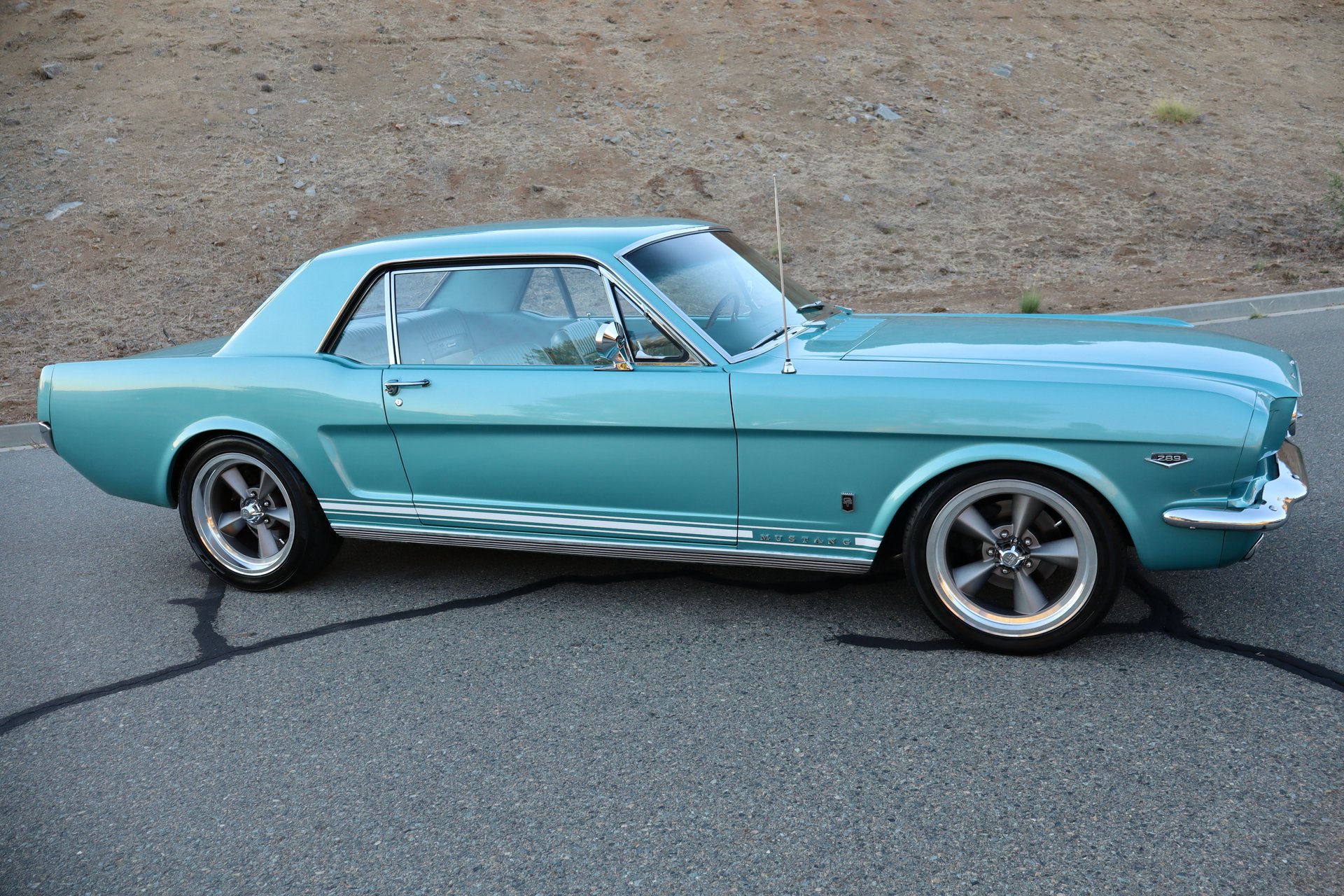 1966 ford mustang