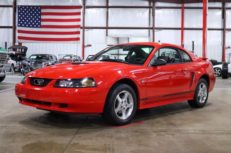 2001 ford mustang coupe