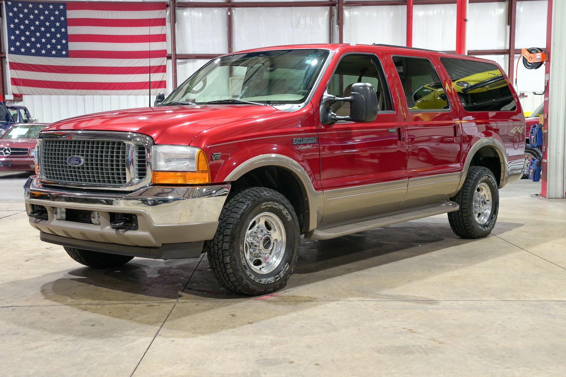 2001 Ford Excursion | GR Auto Gallery