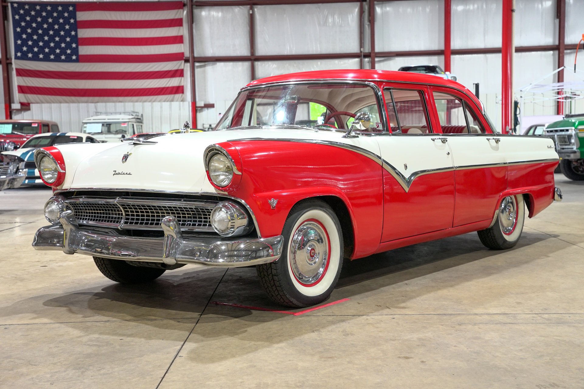 1955 ford fairlane town sedan