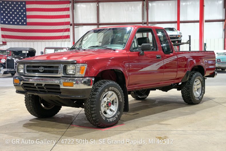1993 toyota pickup deluxe