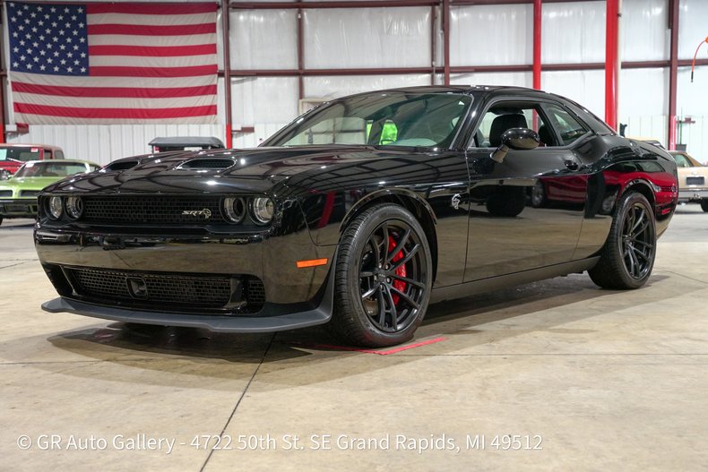 2023 Dodge Challenger SRT